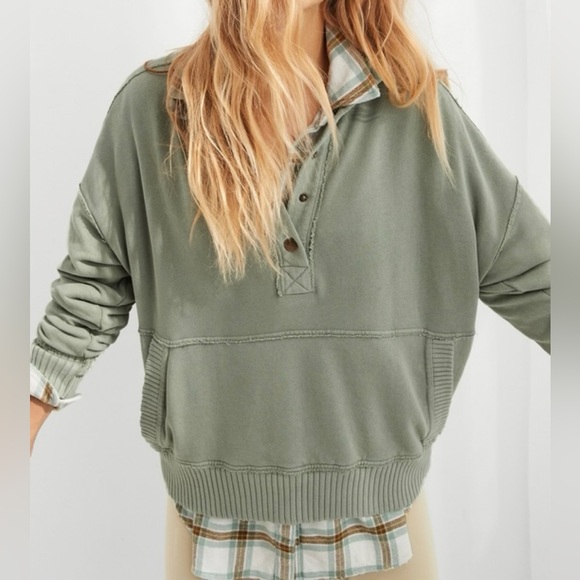 aerie Tops - Aerie Oh Snap Weekend Henley in Olive Size Large